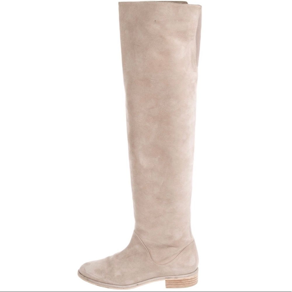 Suede Stuart weitzman boots size 5.5